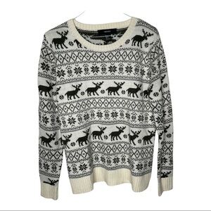 Forever 21 Thick and Warm Knit Sweater Raindeer Medium Holiday Christmas